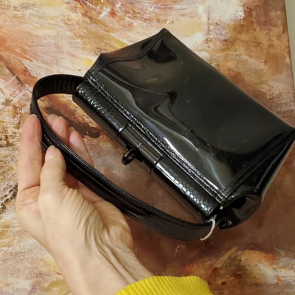 NWT Gu-De $875 patent and snakeskin embossed top handle bag - Picture 2 of 4